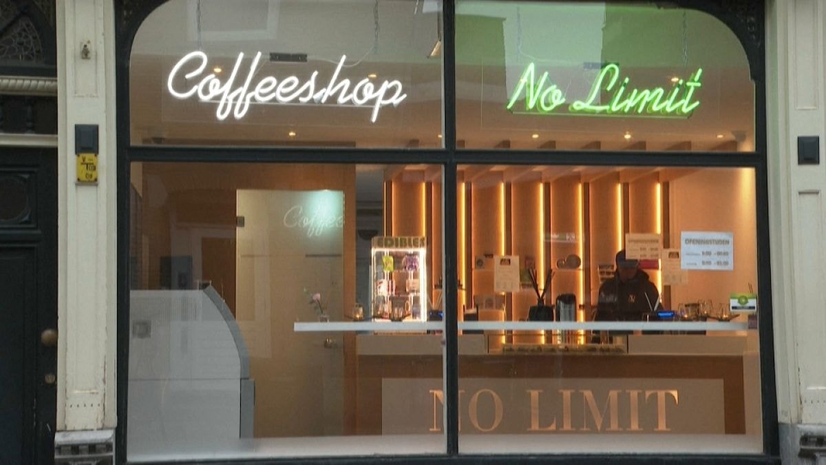 Dutch Cannabis Cafes Thrive as Pandemic Boosts Demand