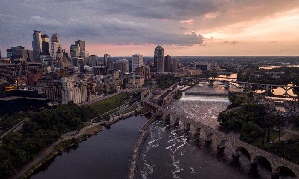 Minnesota Lawmakers Introduce Bill to Legalize Cannabis and Establish Industry